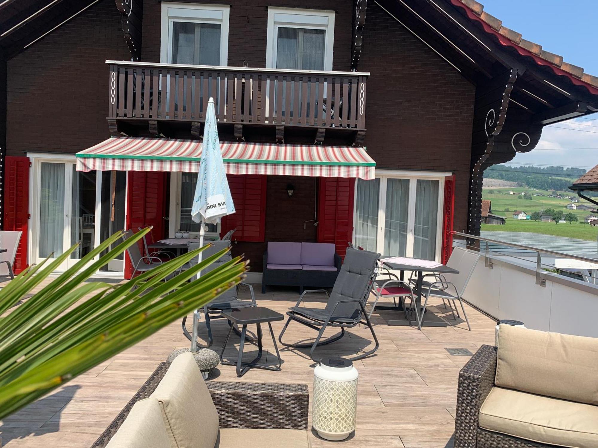 Siebnen Pension Chalet Charme מראה חיצוני תמונה
